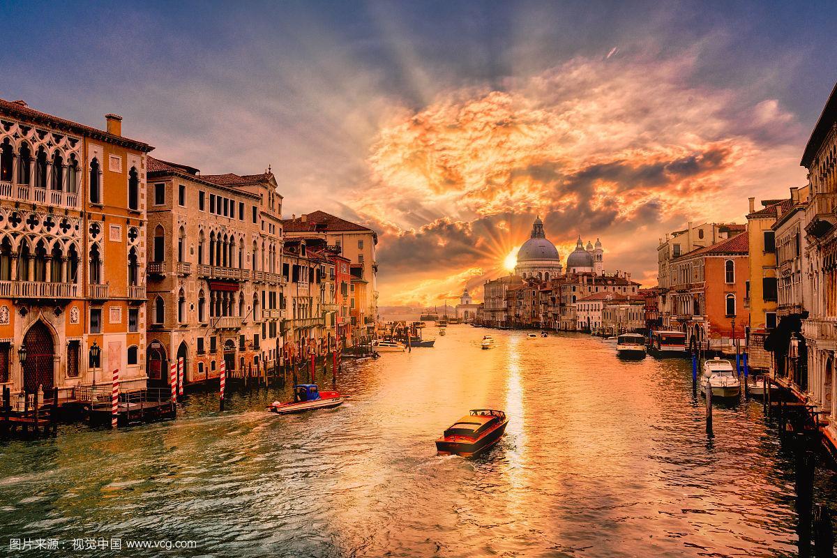 威尼斯早晨剧照（威尼斯早上的情景）